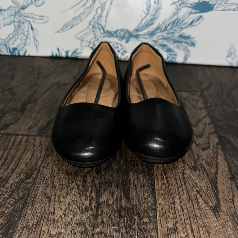 Classic Black Women's Flats